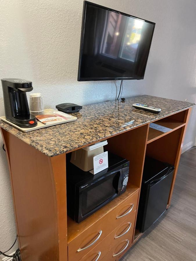 גרובר ביץ' Pacific Inn מראה חיצוני תמונה