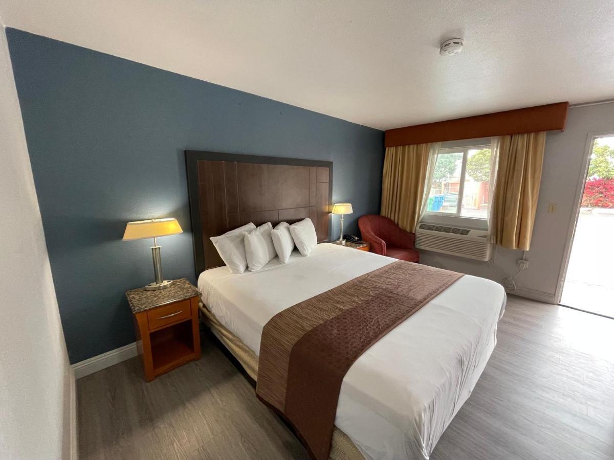 גרובר ביץ' Pacific Inn מראה חיצוני תמונה