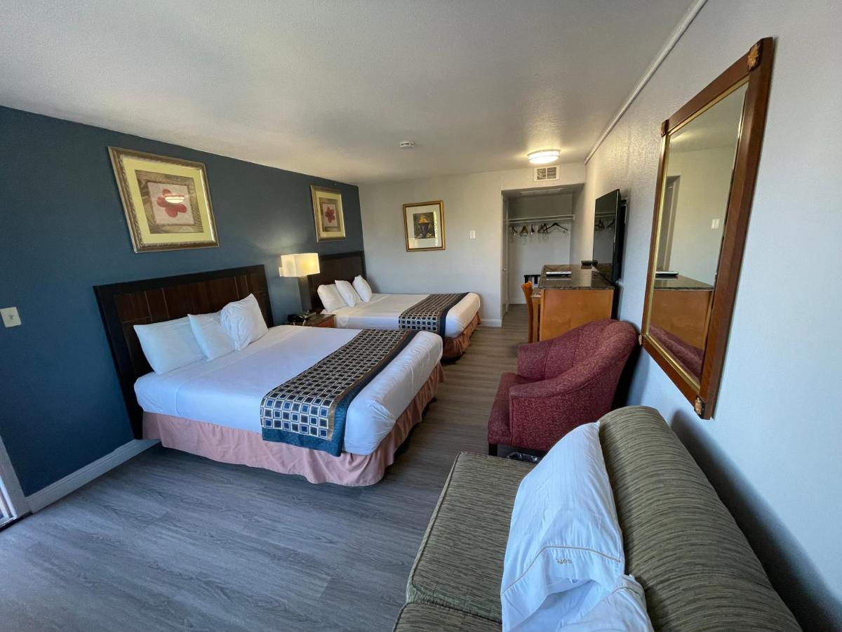 גרובר ביץ' Pacific Inn מראה חיצוני תמונה