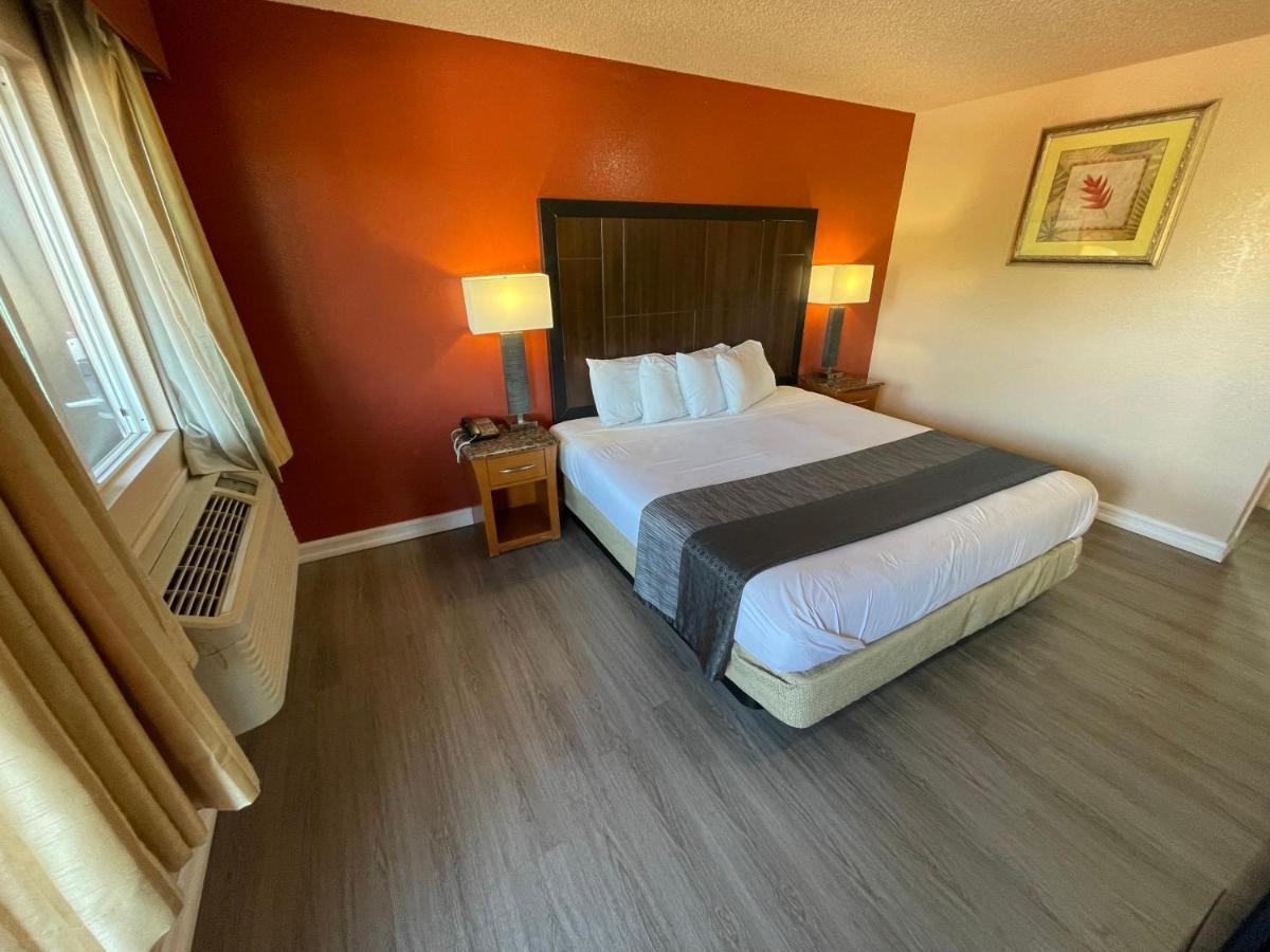 גרובר ביץ' Pacific Inn מראה חיצוני תמונה