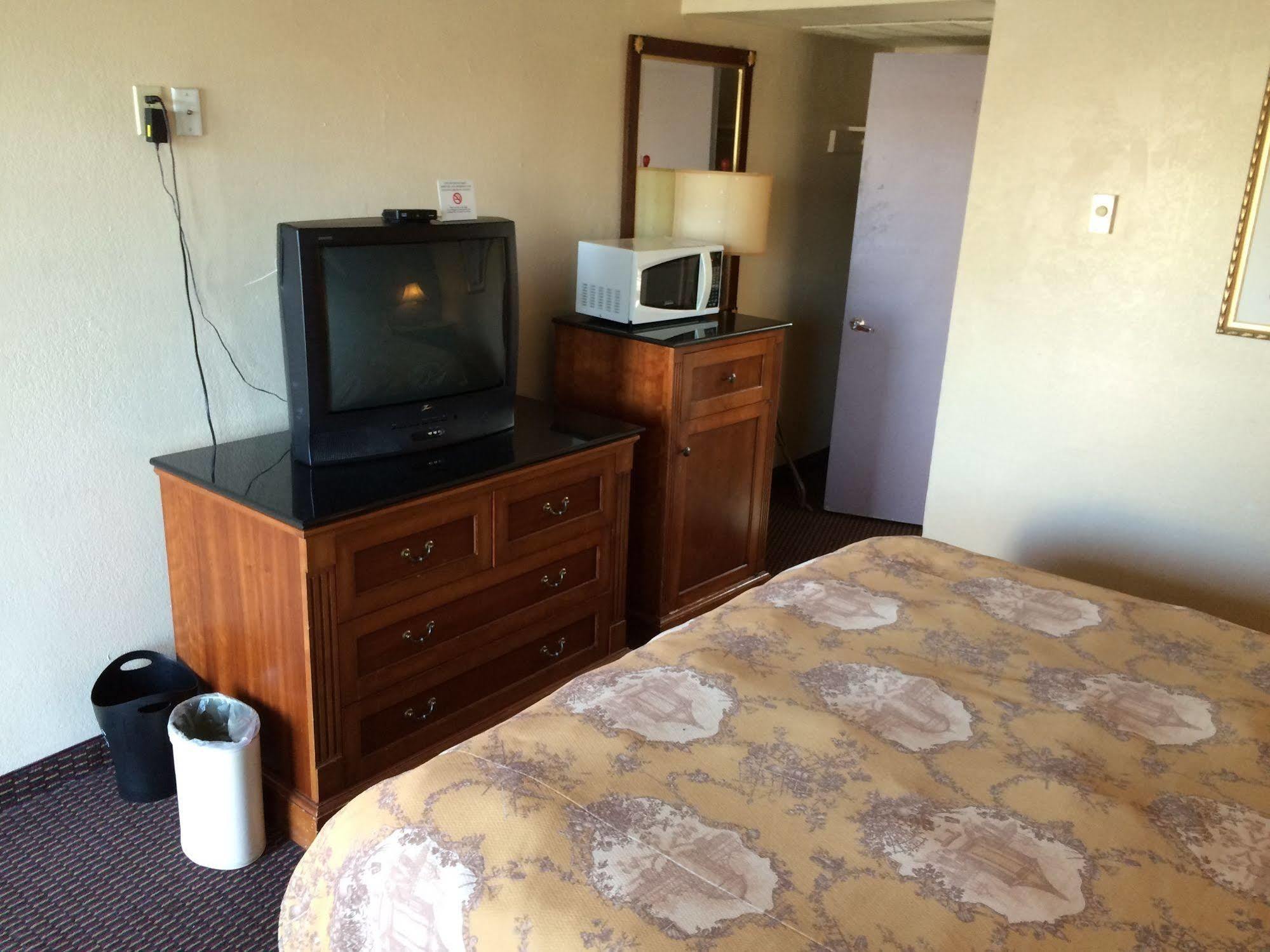 גרובר ביץ' Pacific Inn מראה חיצוני תמונה