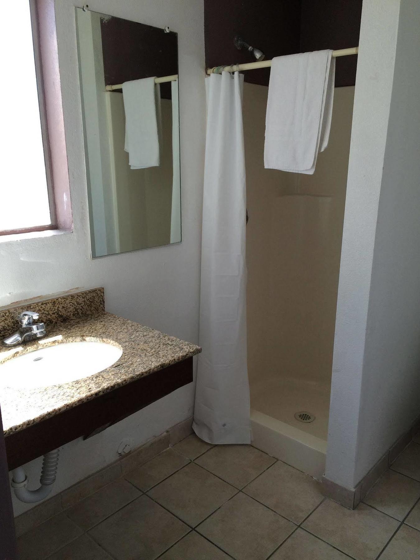 גרובר ביץ' Pacific Inn מראה חיצוני תמונה