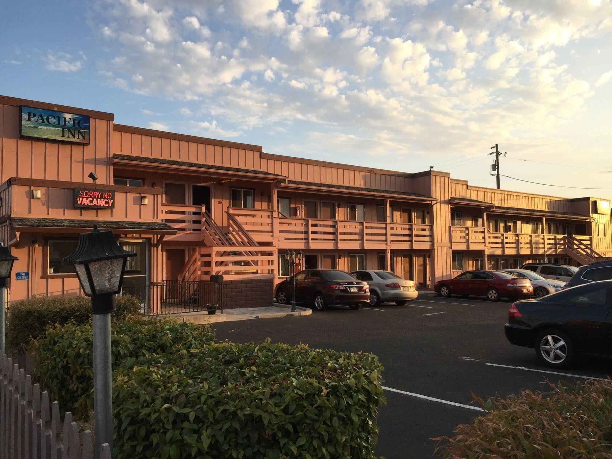 גרובר ביץ' Pacific Inn מראה חיצוני תמונה
